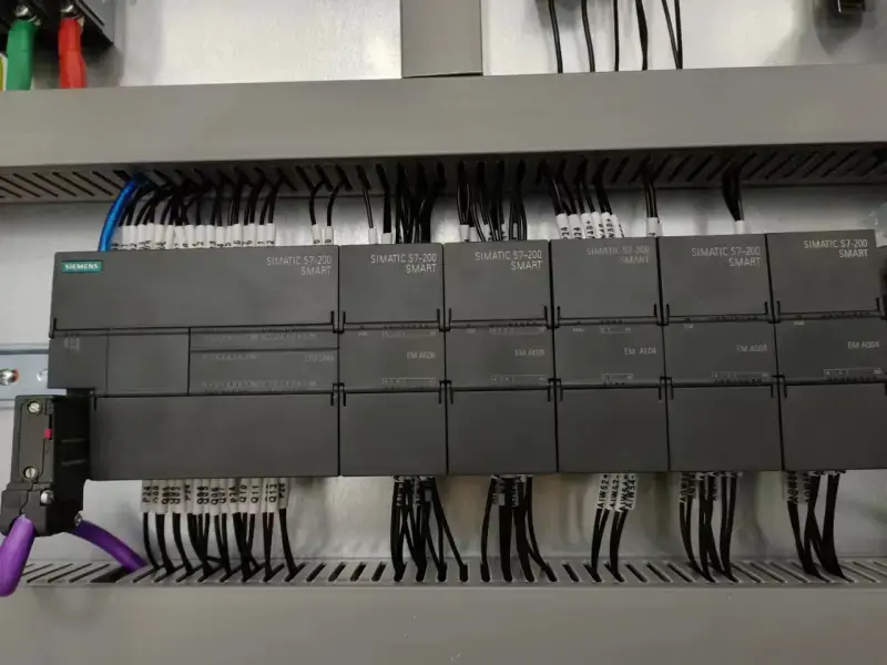可靠的西门子PLC维修服务和专业的PLC驱动器维修解决方案,适用于自动化工业机械。png