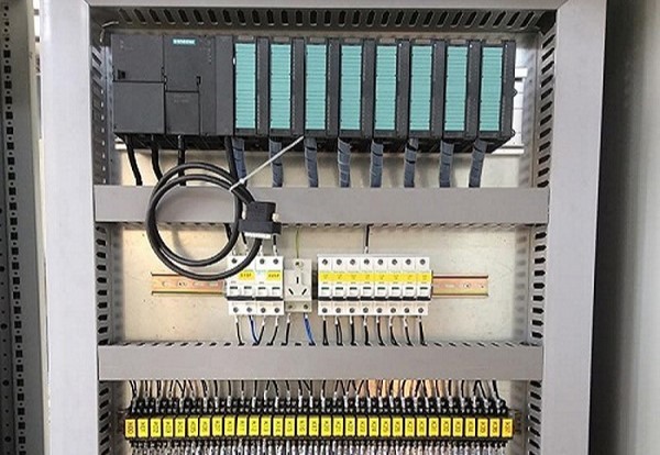 用于工业自动化的 PLC 硬件维修成熟方法及专家级西门子(Siemens) PLC 故障排除指南.jpg